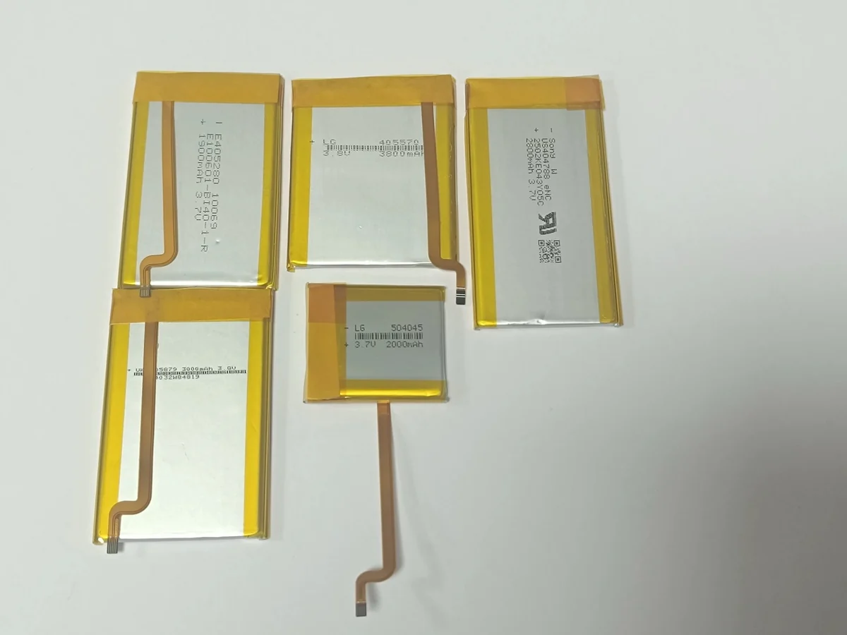 Clear iPod classic batteries for wholesale repair parts sourcing
